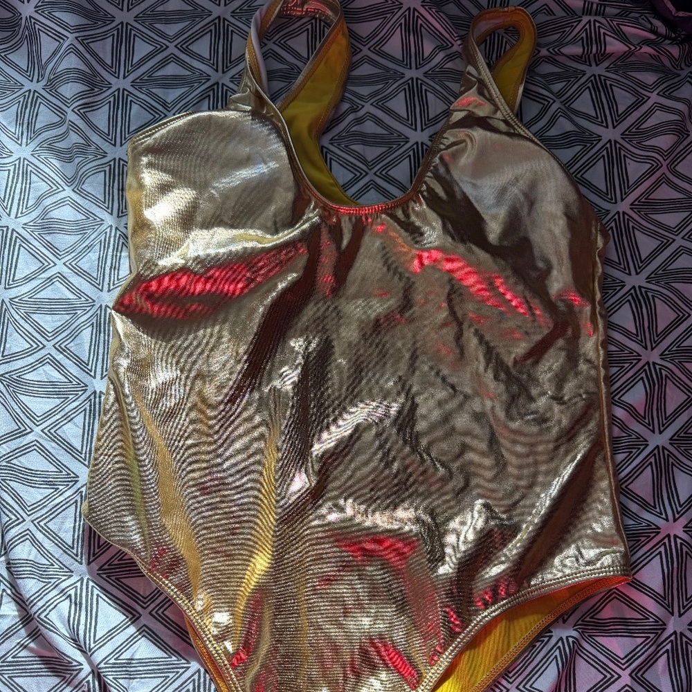 Solid gold one piece